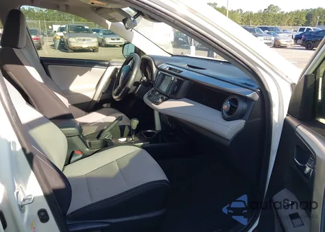 2013 Toyota Rav4 Xle z USA, uszkodzony, nr VIN JTMWFREV4D5007270